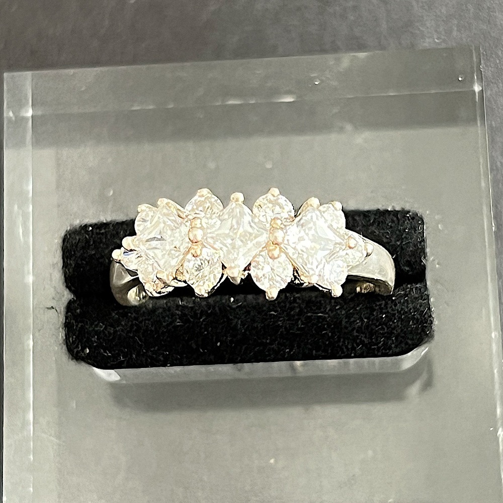 Sterling Silver Cubic Zirconia Ring - Picture 6 of 6